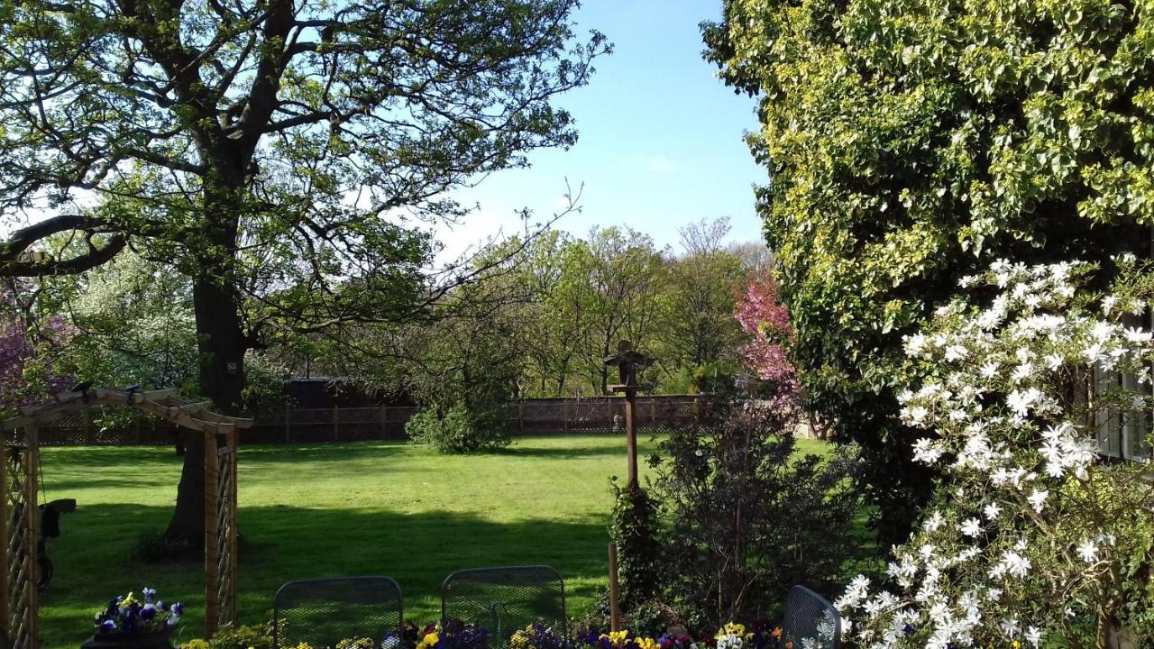 Bed and Breakfast Heath House Dewsbury Exterior foto